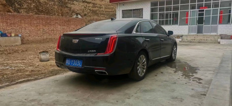 咸陽19年凱迪拉克XTS6