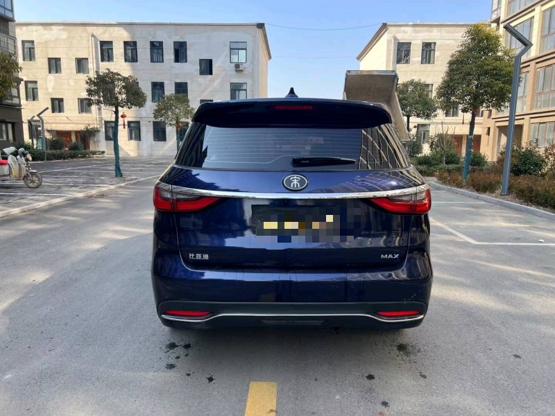 徐州19年比亚迪宋9