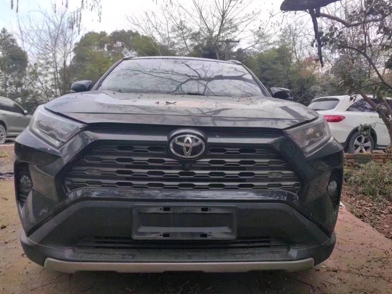 嘉興20年豐田RAV4榮放1