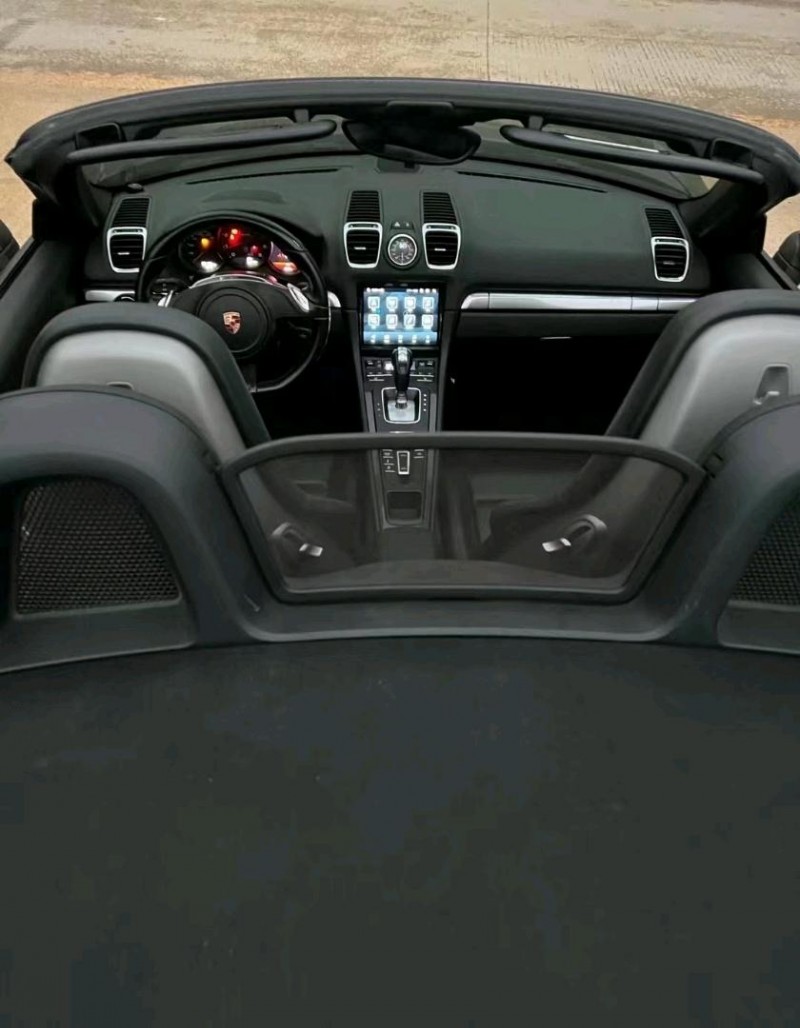 珠海17年保时捷Boxster7