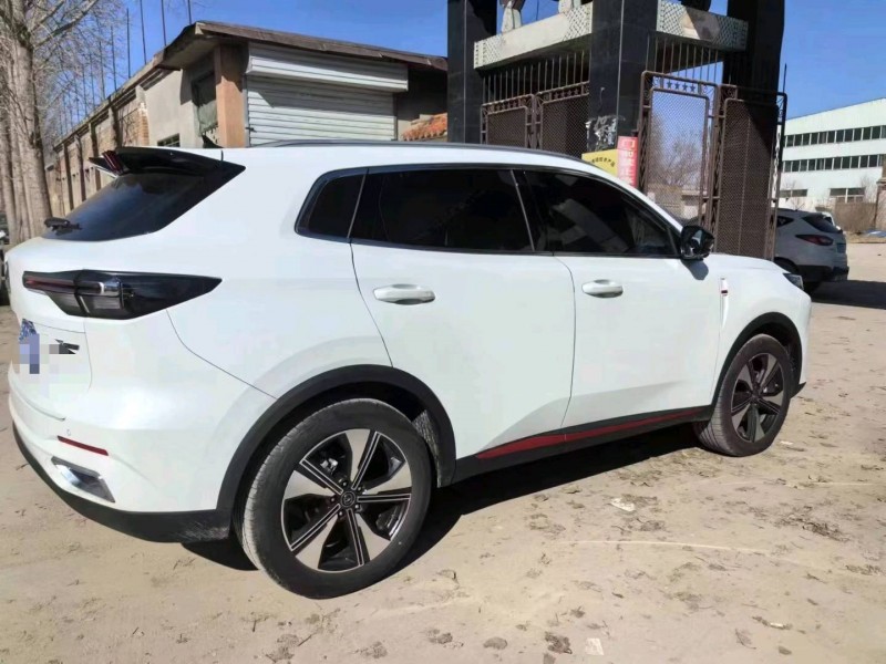 保定22年长安汽车CS555