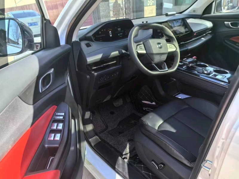 保定22年长安汽车CS558