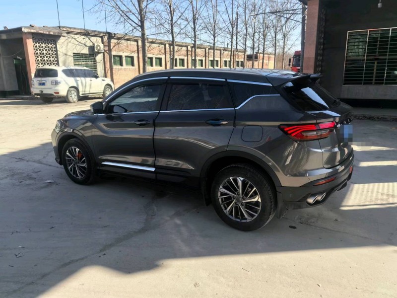 保定22年吉利缤越5