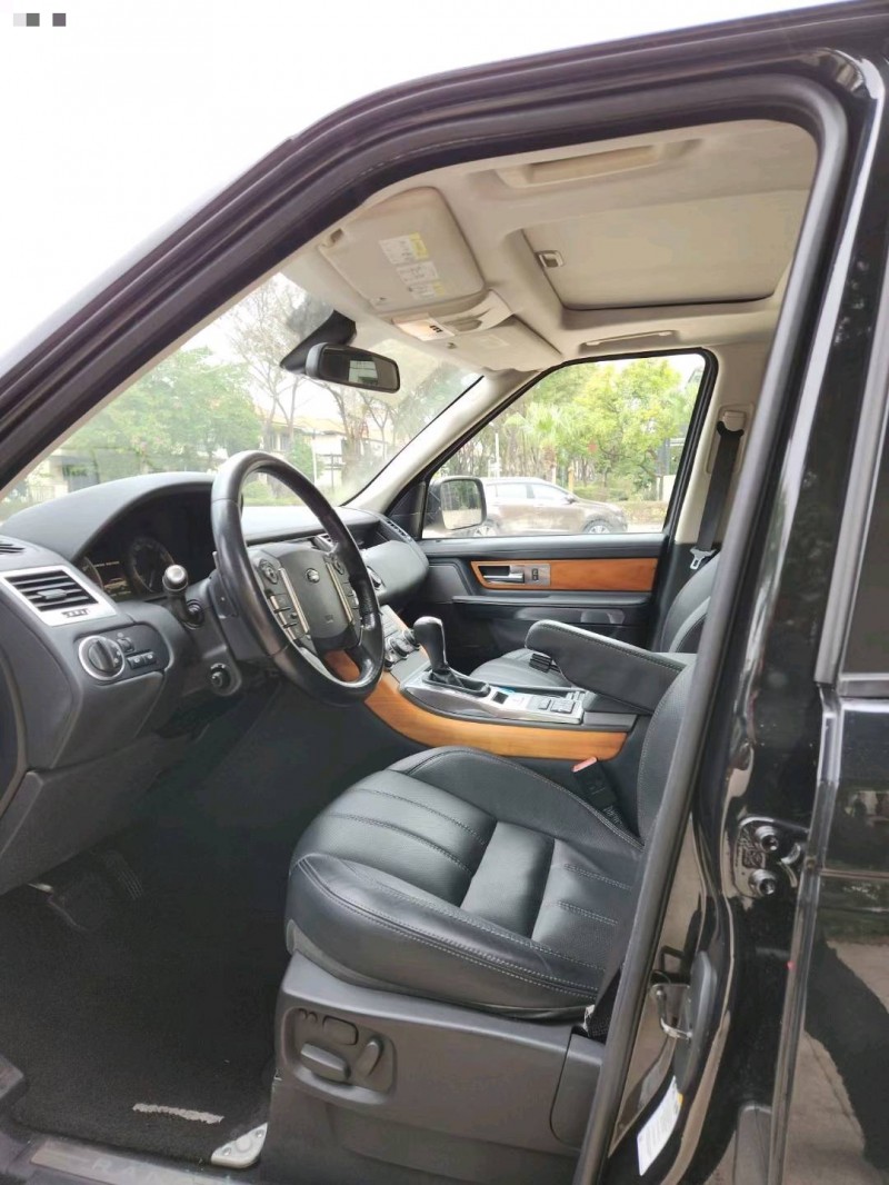 东莞12年路虎揽胜运动4