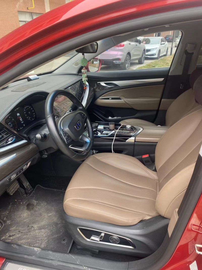 佛山19年吉利博瑞8