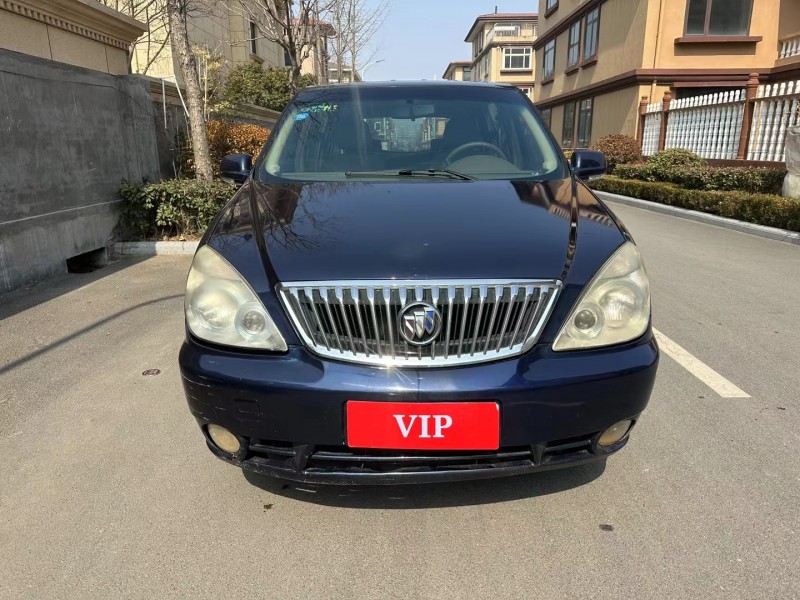 青岛15年别克GL81