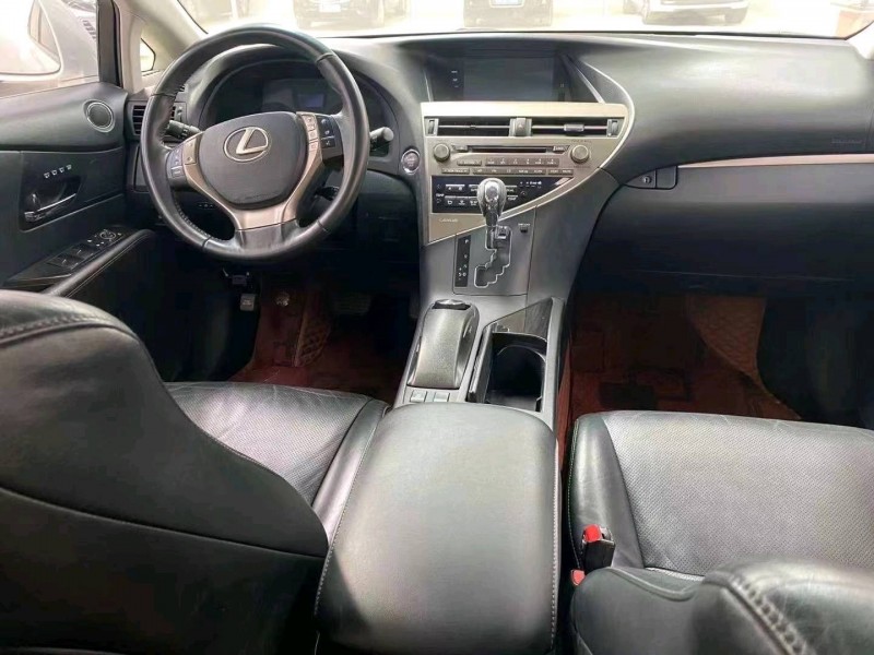 廊坊16年雷克萨斯RX8