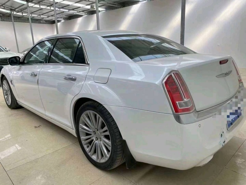 廊坊14年克莱斯勒300C8