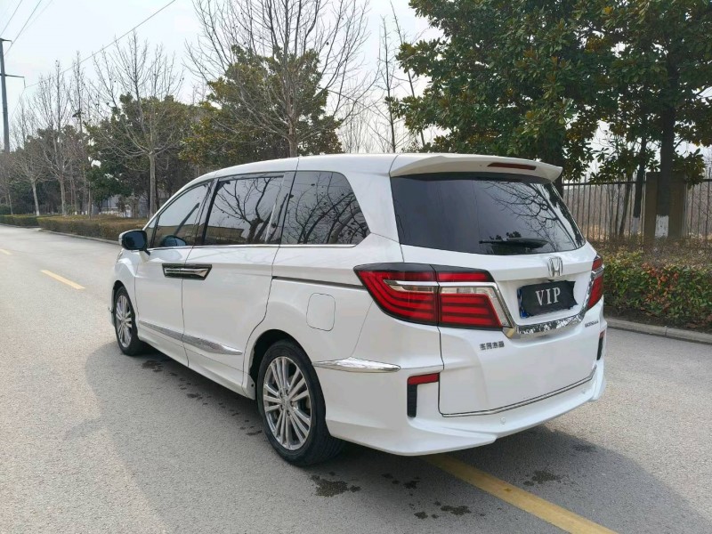 徐州17年本田艾力绅4