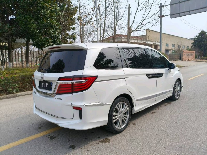 徐州17年本田艾力绅7