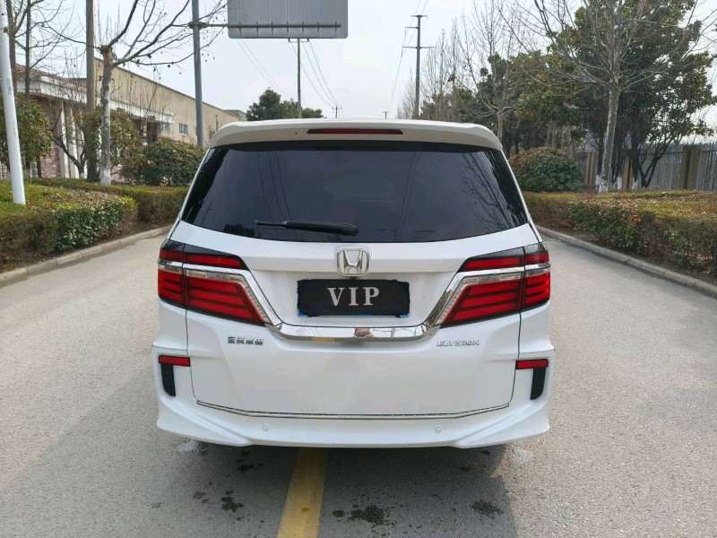 徐州17年本田艾力绅8