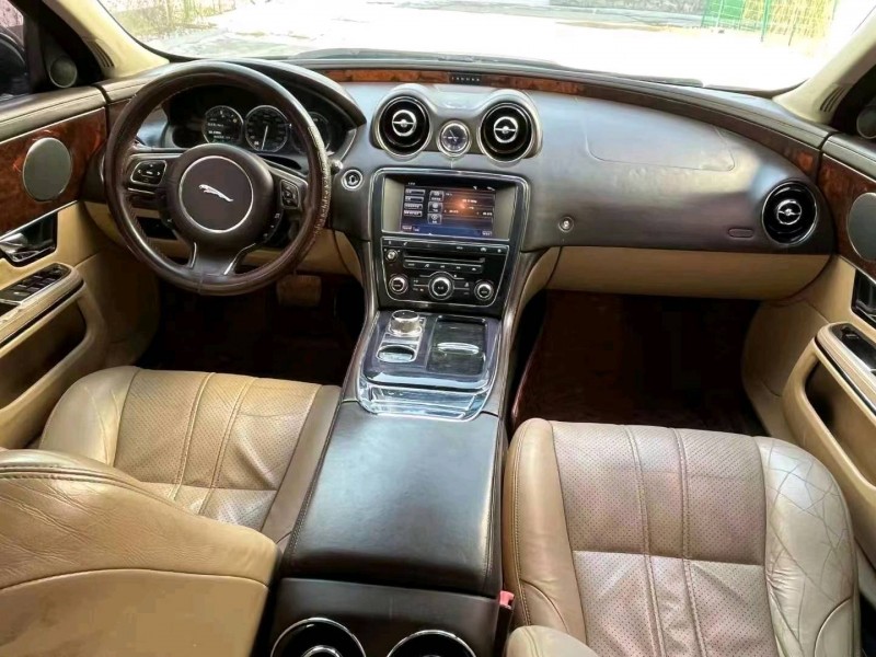 廊坊12年捷豹XJL9