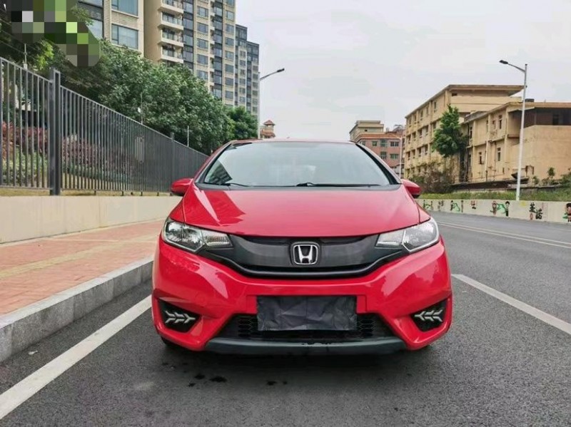 东莞18年本田飞度1