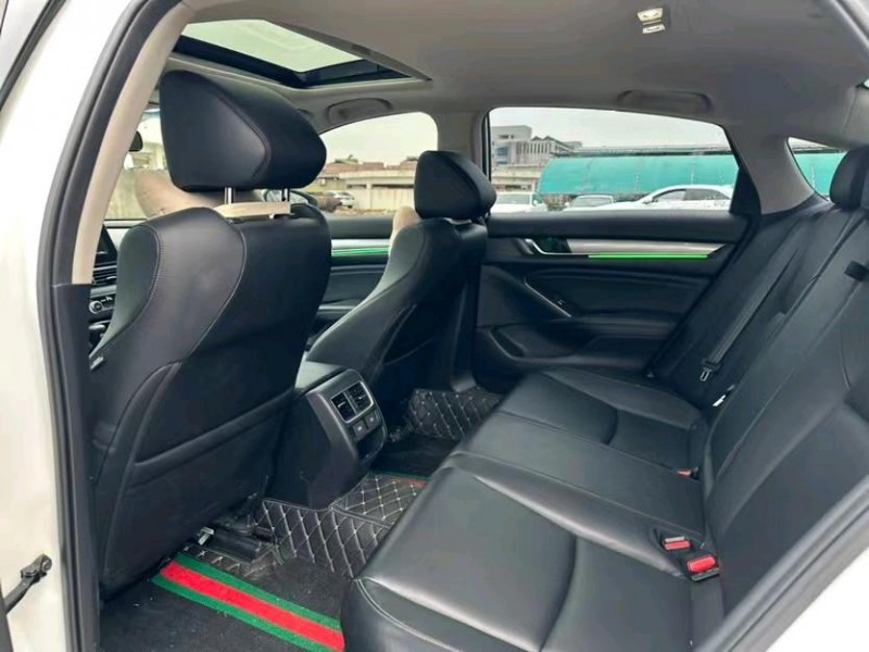 东莞22年本田雅阁6