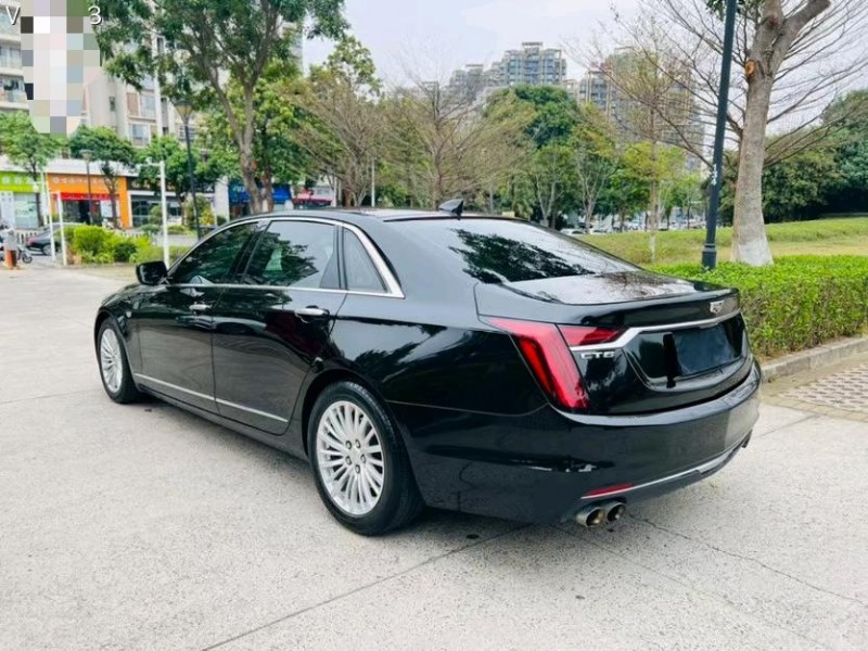 东莞20年凯迪拉克CT68