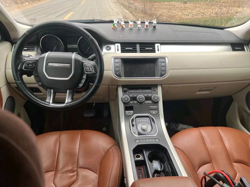 临沂12年路虎极光6