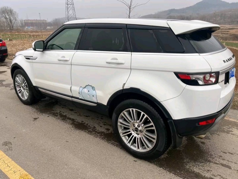 临沂12年路虎极光7