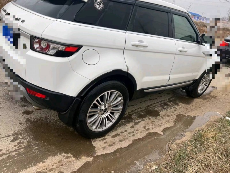 临沂12年路虎极光8