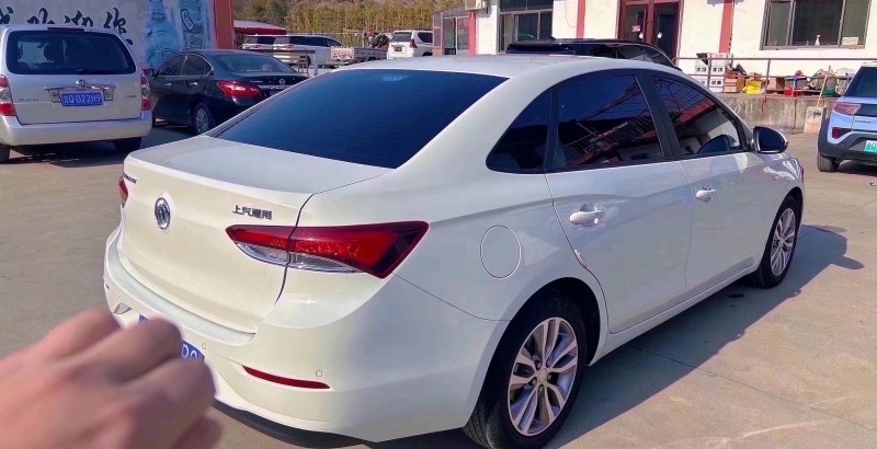 济南21年别克英朗4