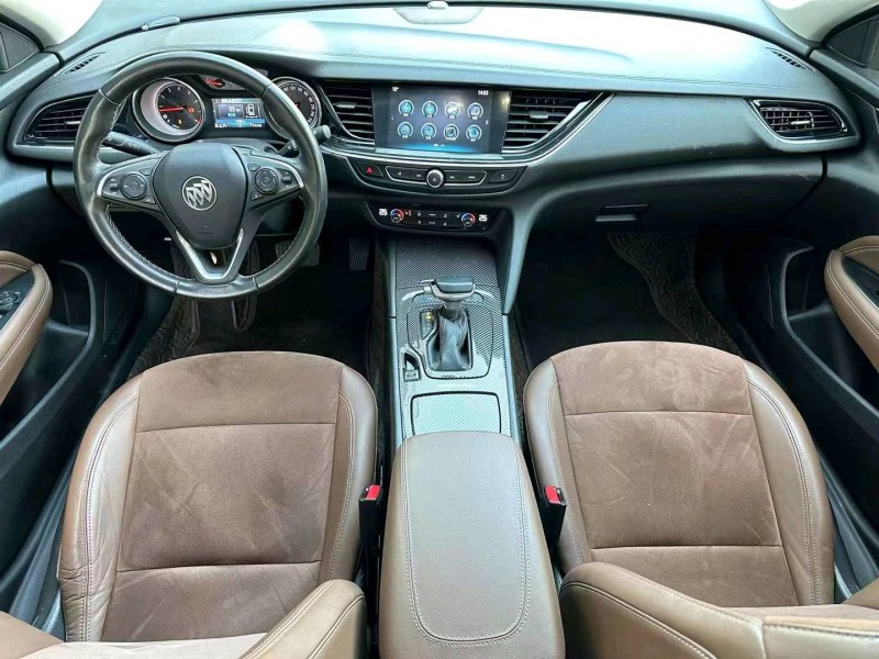 济南20年别克君威8