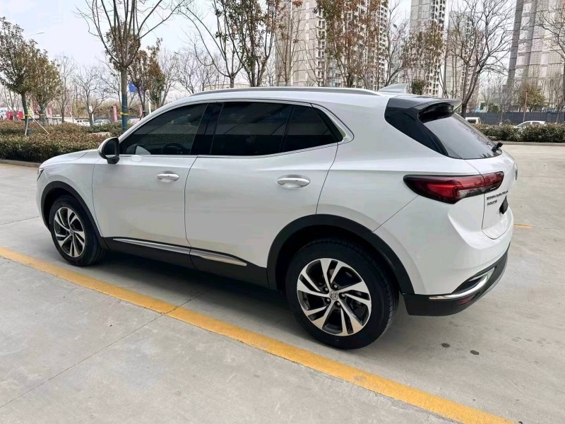 济南22年别克昂科威4