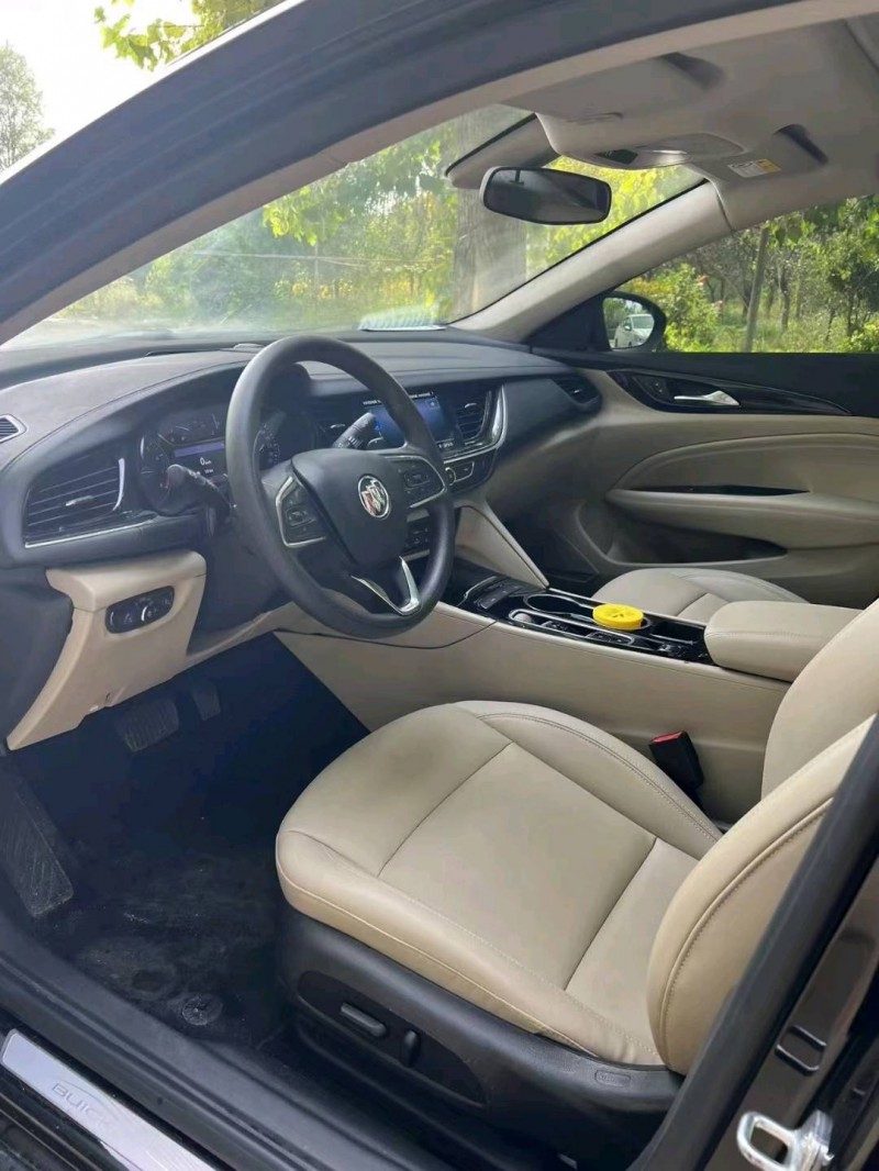 保定21年别克君威4