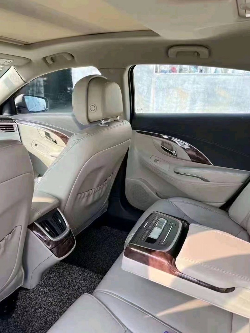 青岛13年别克君越4