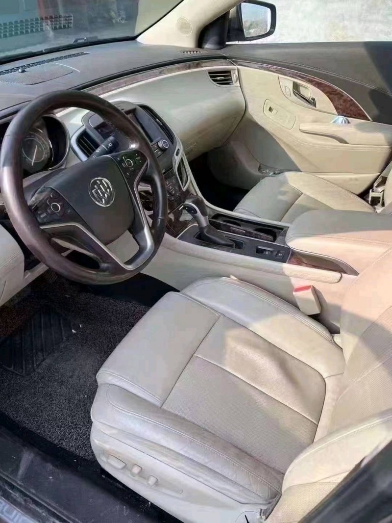 青岛13年别克君越5