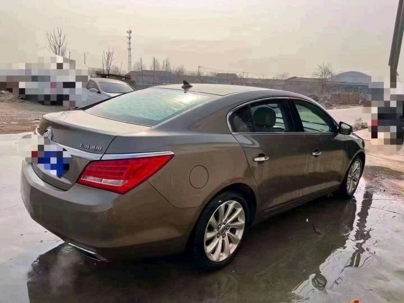 青岛13年别克君越8