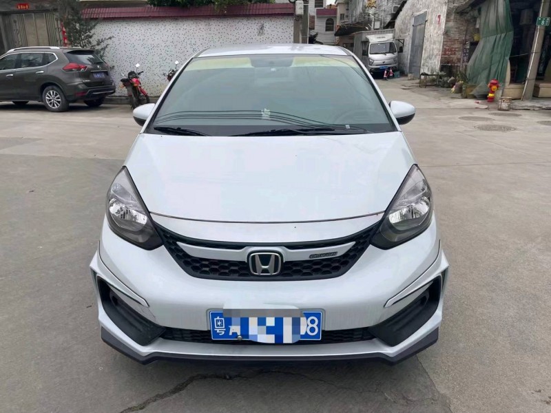 深圳22年本田飞度1