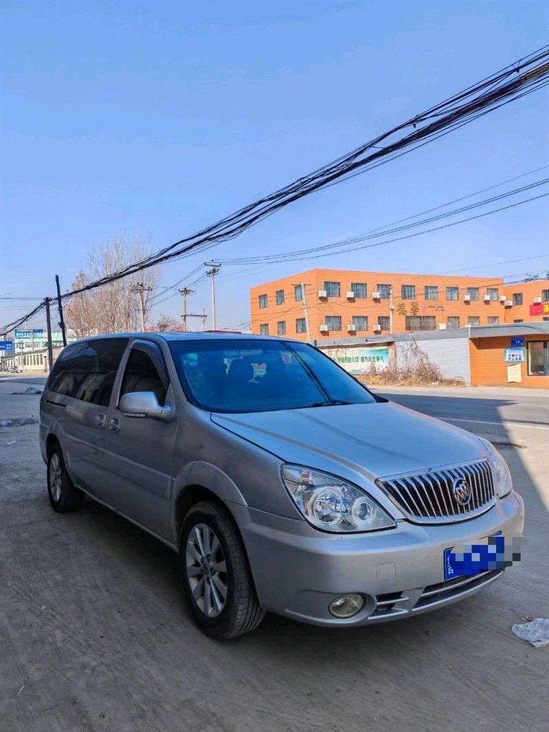 保定14年别克GL83
