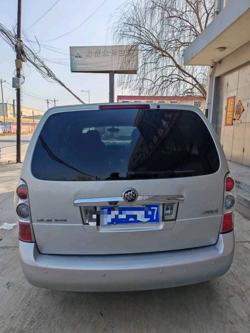 保定14年别克GL89