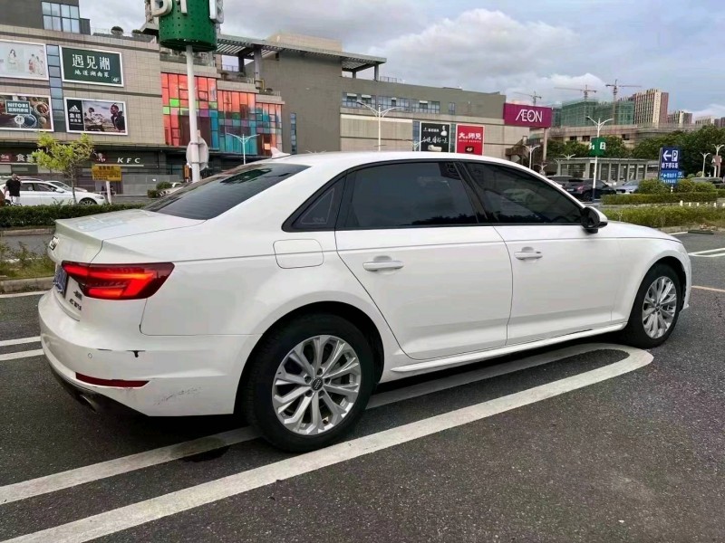 广州19年奥迪A4L3