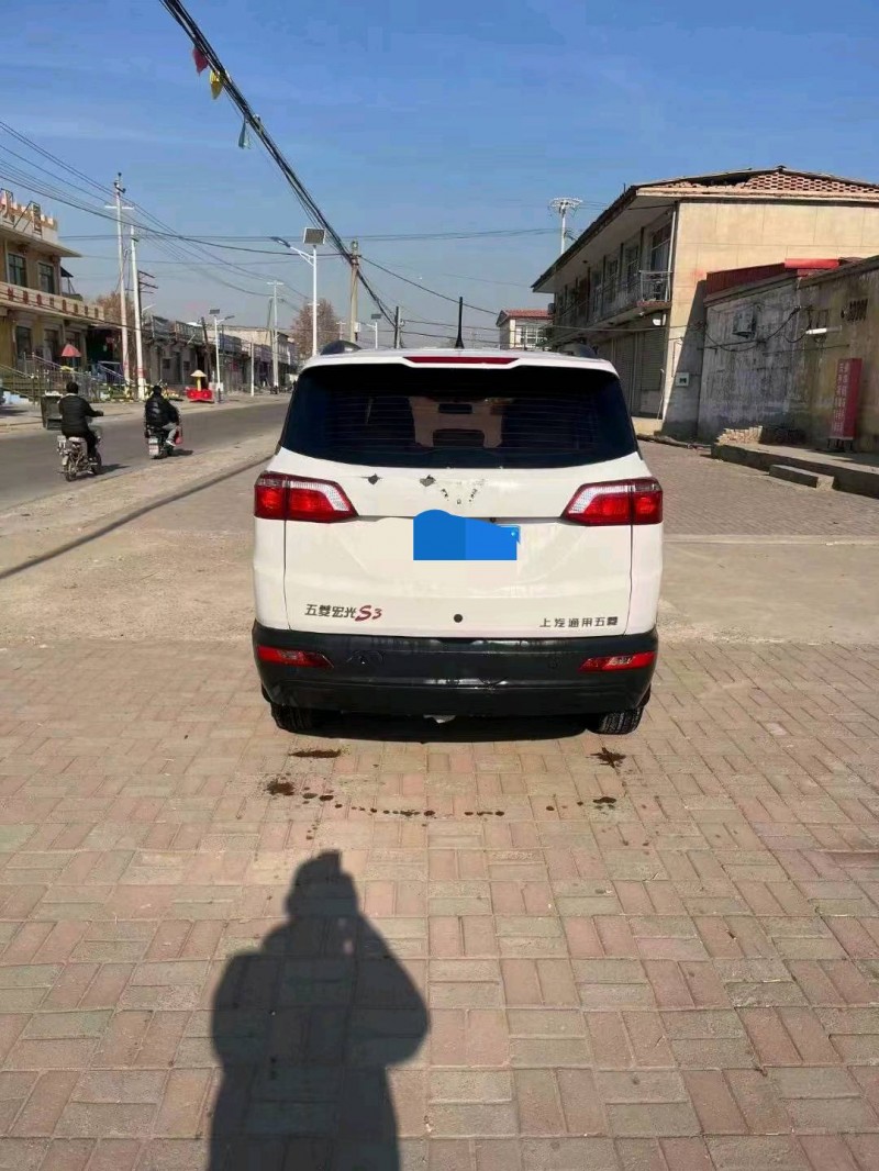 邯鄲19年五菱汽車宏光S33