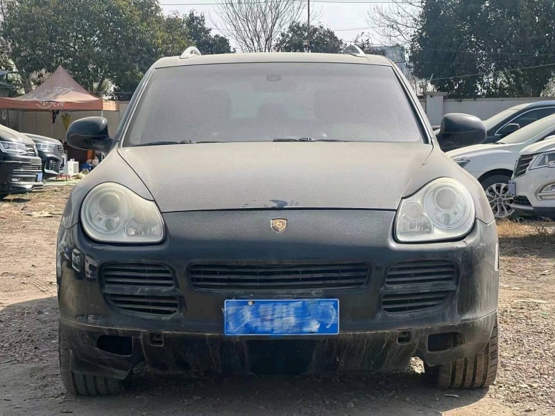 汕头06年保时捷卡宴1