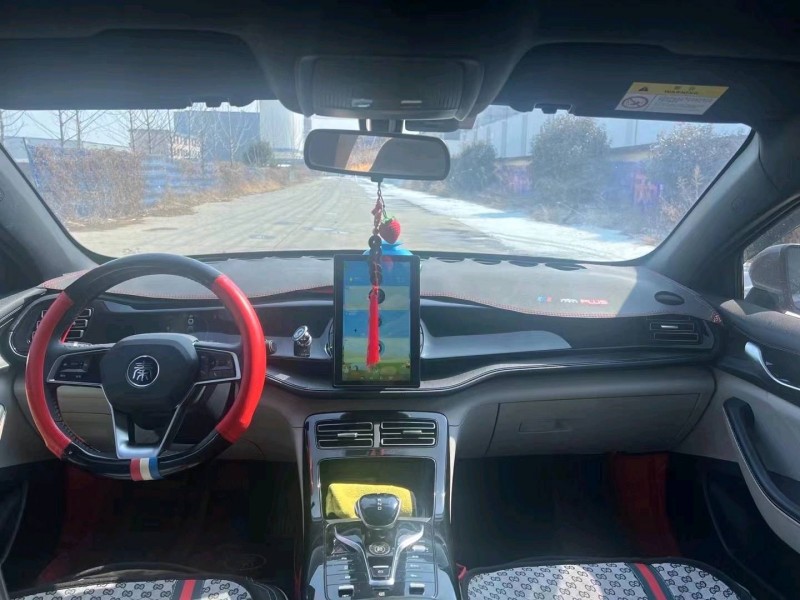 淄博22年比亚迪秦8