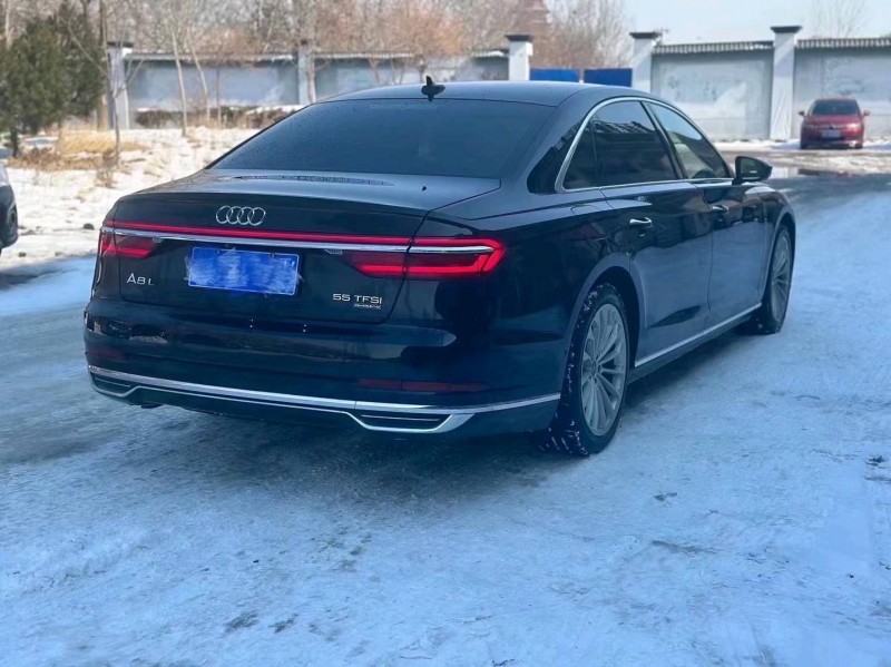 枣庄18年奥迪A8L4