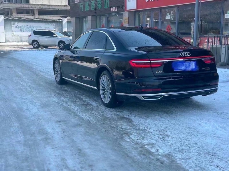 枣庄18年奥迪A8L9
