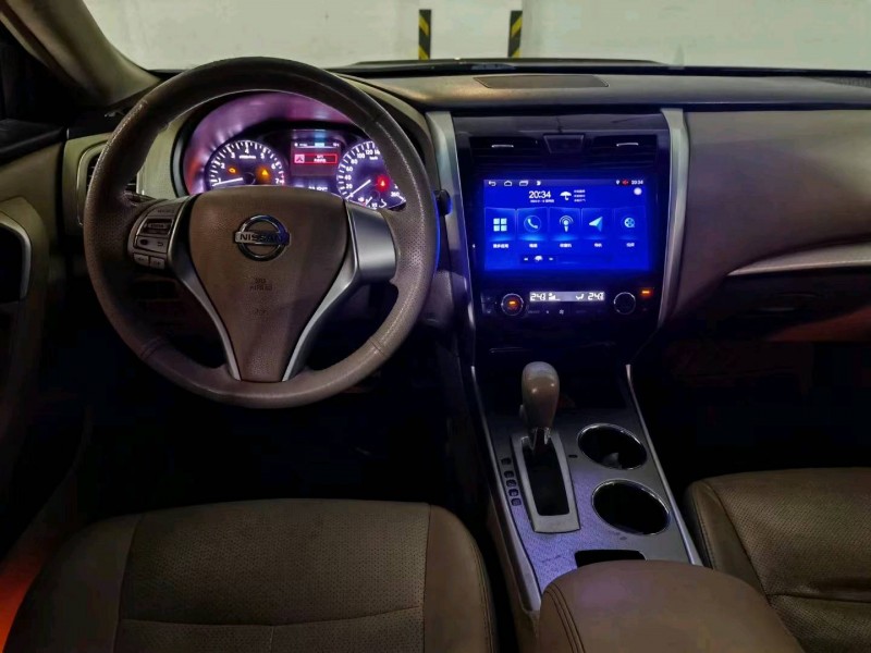 宜昌17年日產天籟6