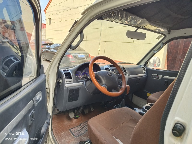 廊坊22年金龙金威7