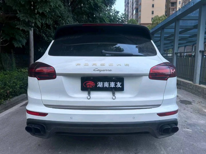 衡陽15年保時捷卡宴2