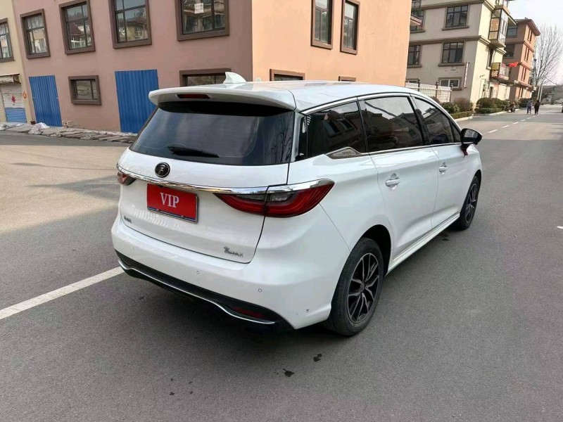 枣庄19年比亚迪宋MAX4