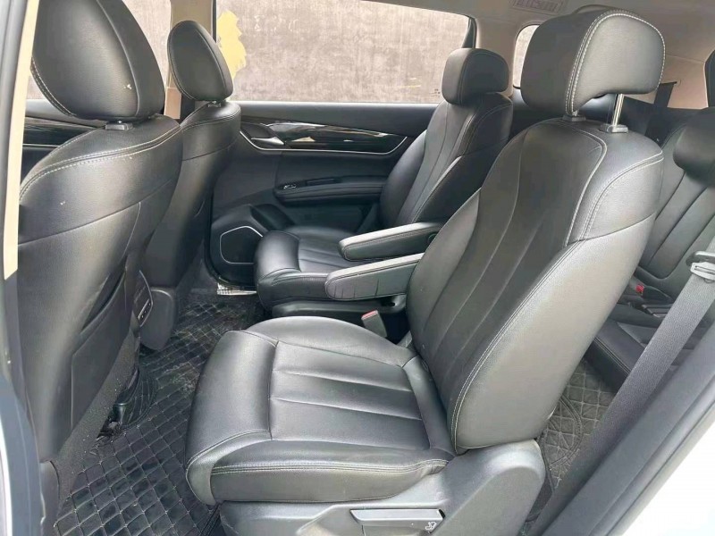 枣庄19年比亚迪宋MAX5