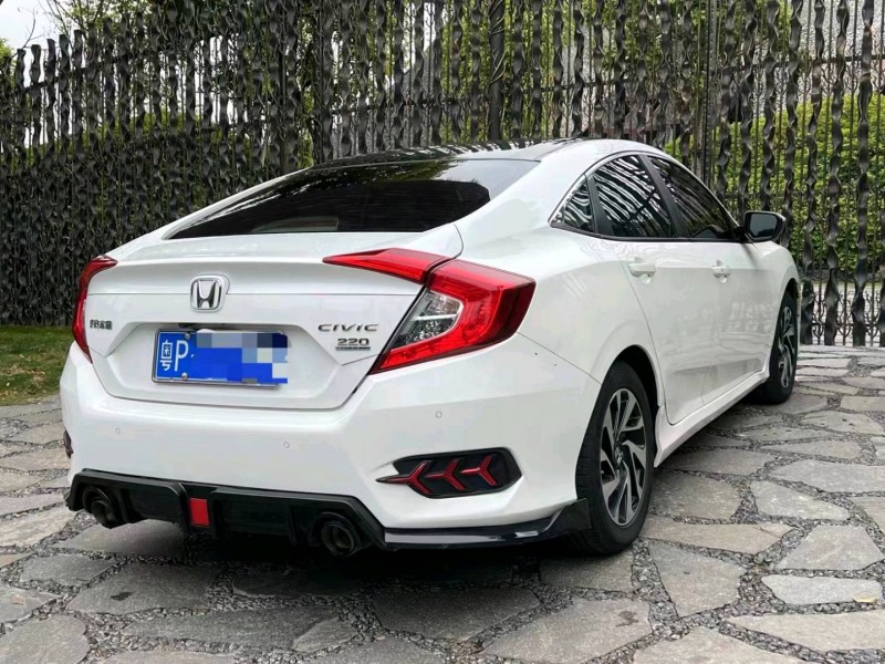 珠海18年本田思域4