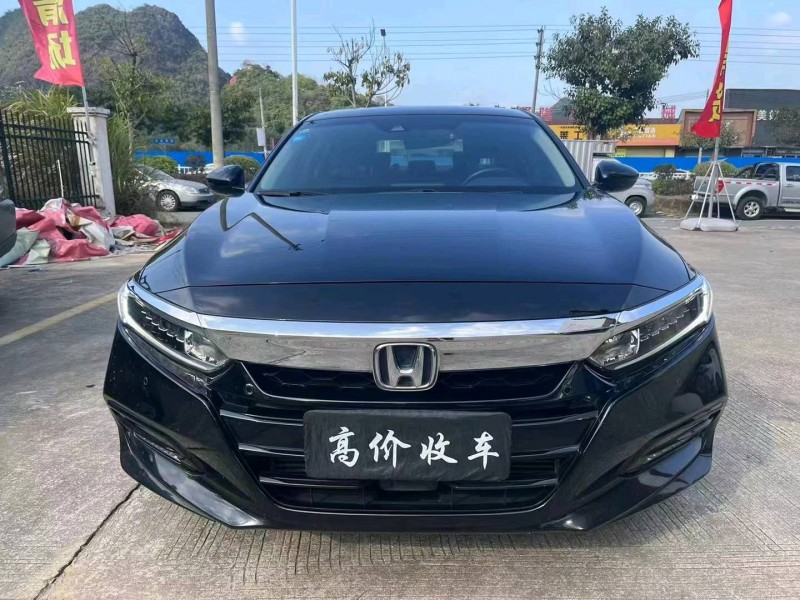 珠海19年本田雅阁1