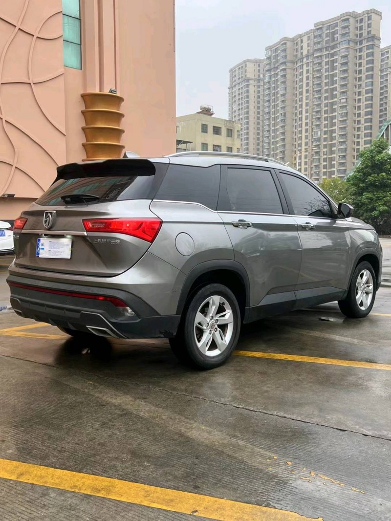 汕頭19年寶駿5303
