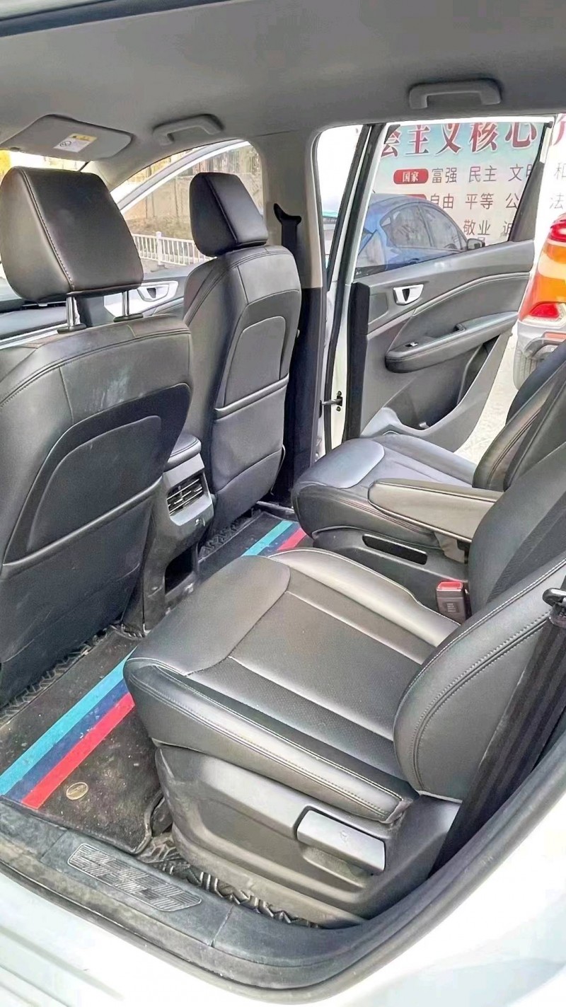 廊坊22年五菱汽車佳辰4