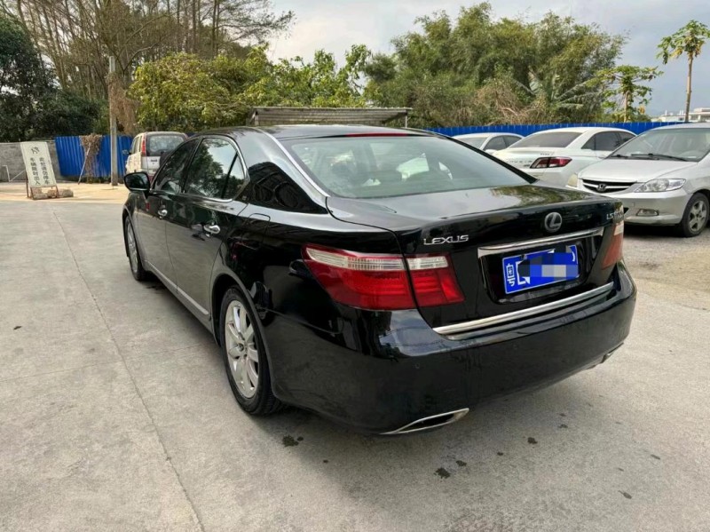 珠海07年雷克萨斯LS4