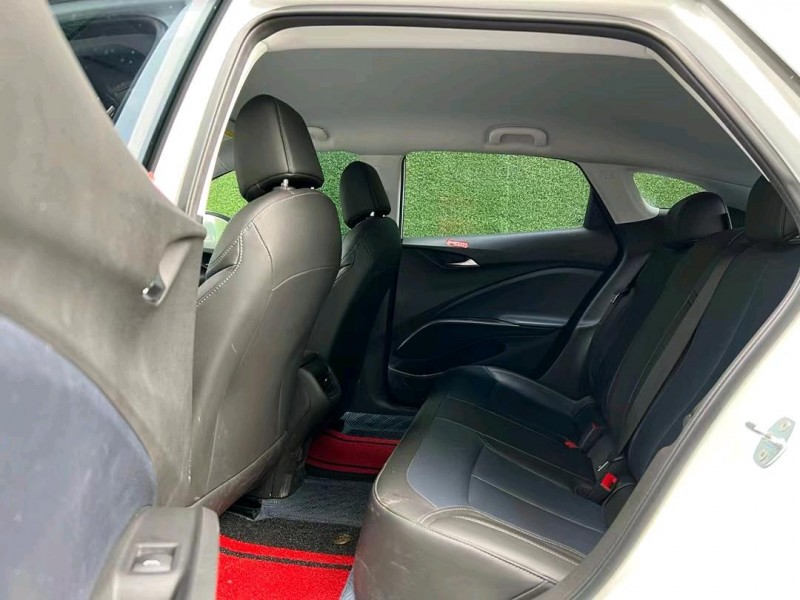 东莞22年别克微蓝5