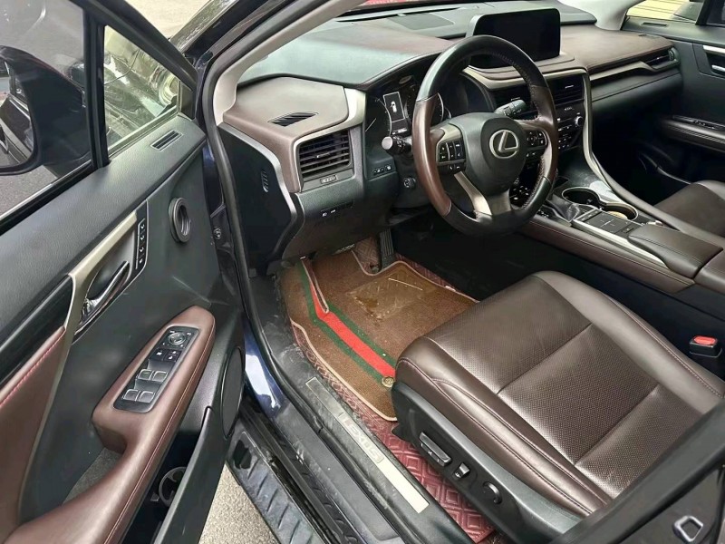 廈門20年雷克薩斯RX2